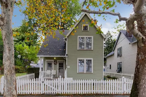 1419 E 51st St, Cleveland, OH 44103