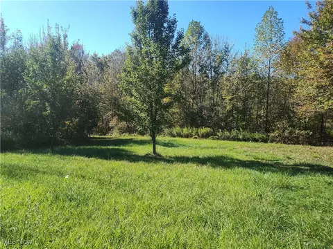 5315 Wetmore Rd, Conneaut, OH 44030