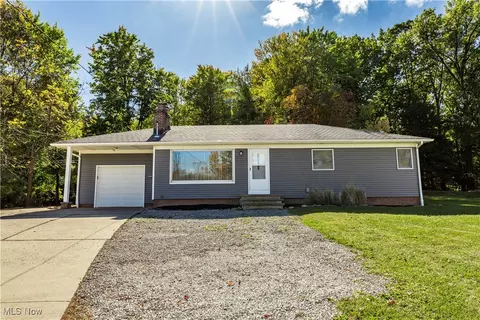 2430 Rockside Rd, Seven Hills, OH 44131