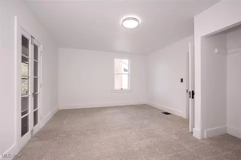 Bedroom - 333 5th St, Elyria, OH 44035 photo 9 of 10