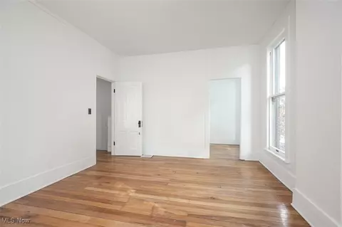 Bedroom - 333 5th St, Elyria, OH 44035 photo 3 of 10