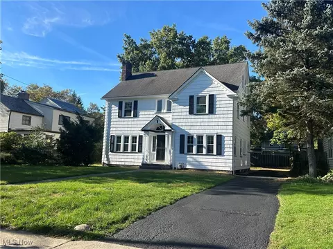 3190 Warrington Rd, Shaker Heights, OH 44120