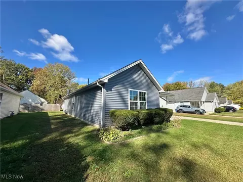 2201 Anthony Ave, Ashtabula, OH 44004 photo 2