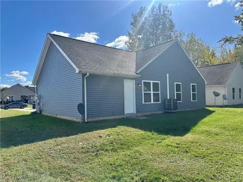2201 Anthony Ave, Ashtabula, OH 44004 photo 4