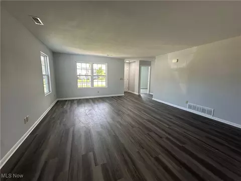 2201 Anthony Ave, Ashtabula, OH 44004 photo 5