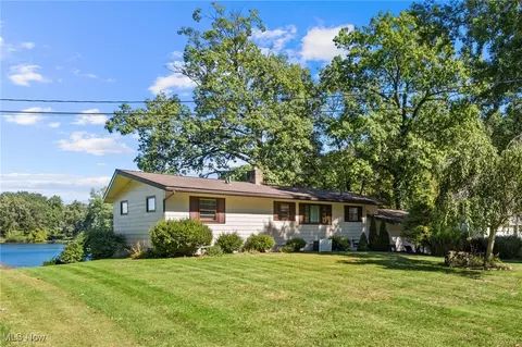 715 Jolson Ave, Akron, OH 44319
