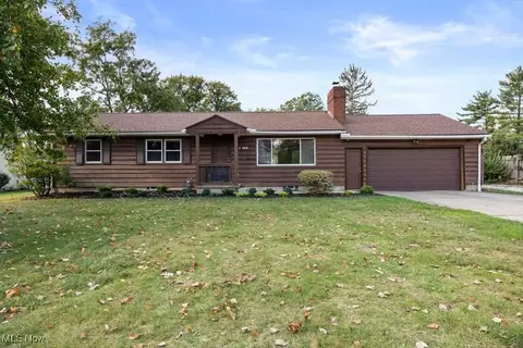 5956 Ryan Rd, Medina, OH 44256