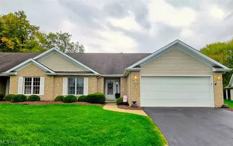 7733 Crimson Trl #B, Boardman, OH 44512