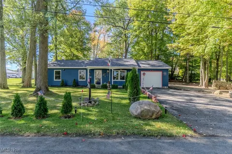 225 Cleveland Ave, Andover, OH 44003