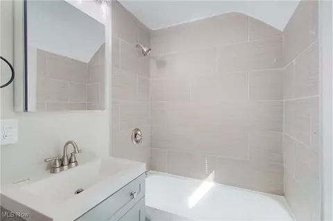 225 E 246th St, Euclid, OH 44123 photo 23