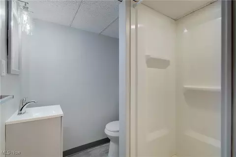 225 E 246th St, Euclid, OH 44123 photo 27
