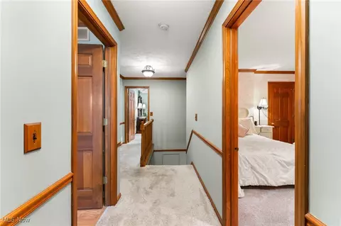 726 Sunrise Dr, Amherst, OH 44001 photo 26