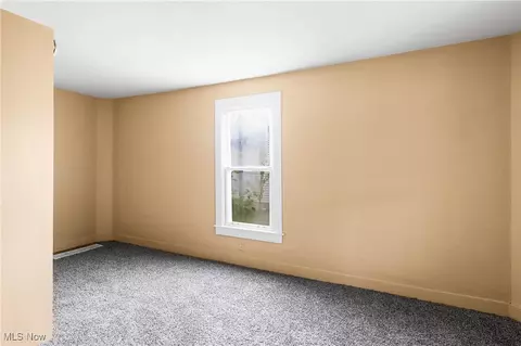 Bedroom - 7529 State Line, Burghill, OH 44404 photo 1 of 6