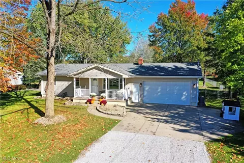 4400 Ridge Rd, Cortland, OH 44410