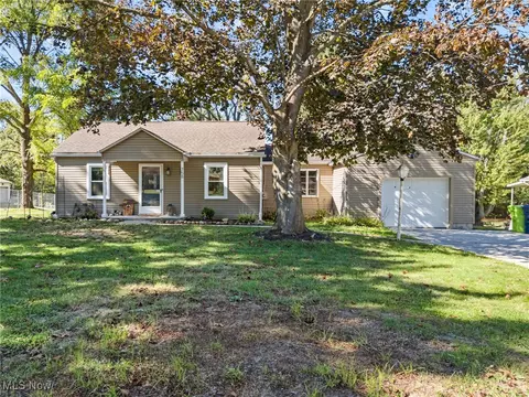 758 Humble Rd, Tallmadge, OH 44278