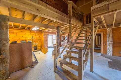 Entry Way - 18760 State Route 301, Lagrange, OH 44050 photo 1 of 5