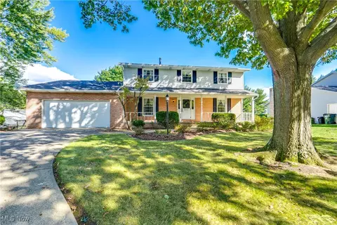 6654 Windgate Ave NE, Canton, OH 44721