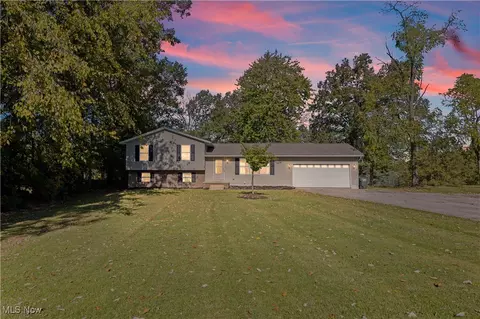 4550 Weymouth Rd, Medina, OH 44256