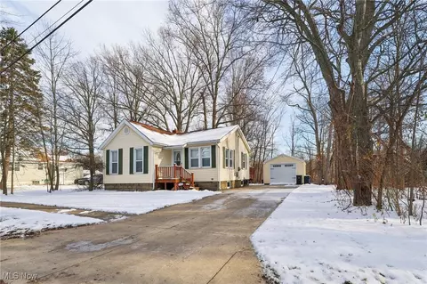 1532 Grant Ave, Ashtabula, OH 44004 photo 6