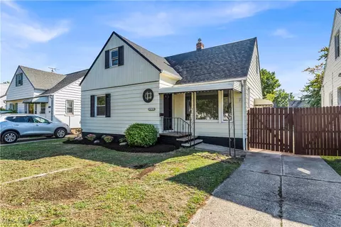 24330 Glenforest Rd, Euclid, OH 44123