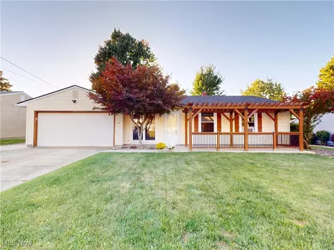197 Parkway Blvd, Madison, OH 44057