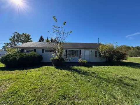 14895 Gar Hwy, Chardon, OH 44024