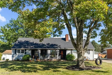 753 Highland Ave, Wadsworth, OH 44281