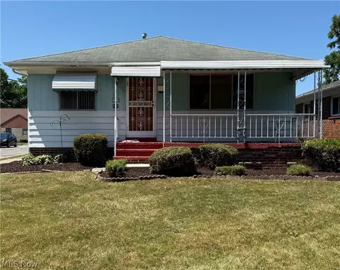 4722 Beechgrove Ave, Garfield Heights, OH 44125