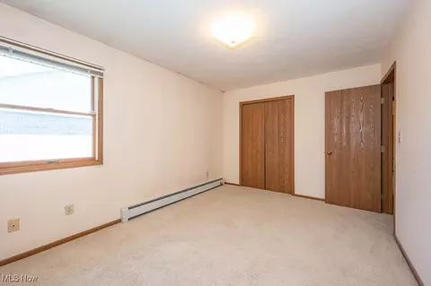 Bedroom - 829 Pearson Cir, Boardman, OH 44512 photo 2 of 2