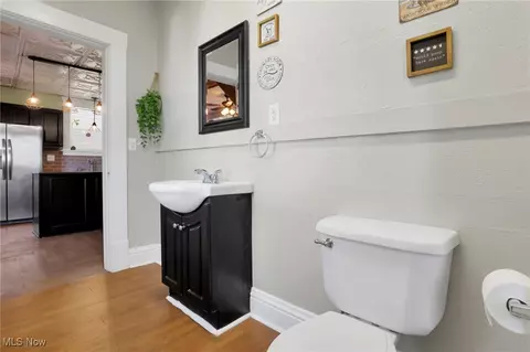 Bath - 629 E Wheeling St, Lancaster, OH 43130 photo 1 of 4