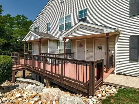1502 Stoney Run Trl, Broadview Heights, OH 44147