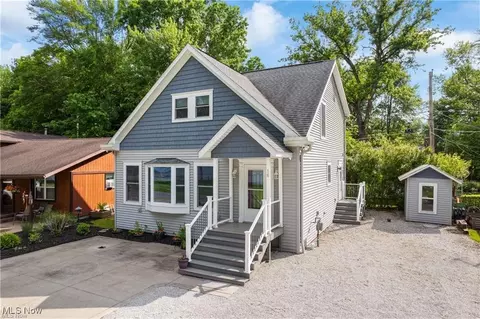 8177 S Cleveland Massillon Rd #16, Clinton, OH 44216