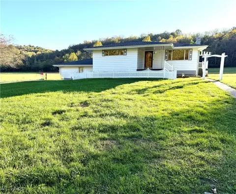332 Township Road 153, Adena, OH 43901