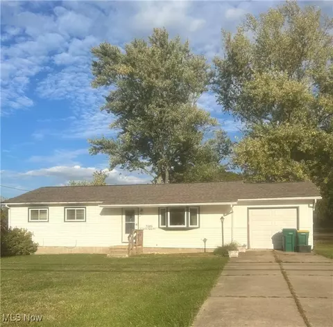 7585 Hopkins Rd, Mentor, OH 44060