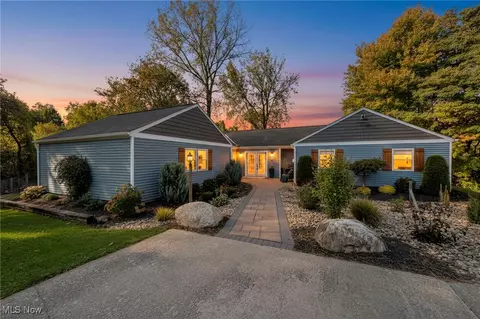11579 Girdled Rd, Concord, OH 44077