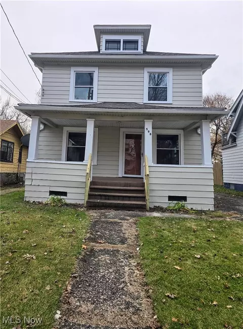 598 Cassius Ave, Youngstown, OH 44505