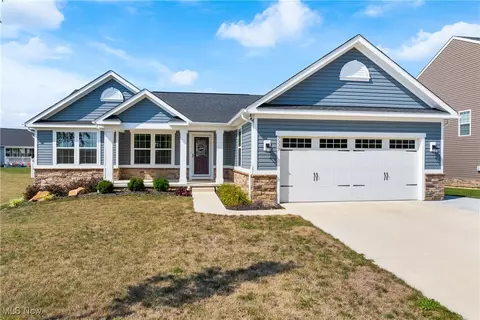 3339 Boettler St NE, Canton, OH 44721