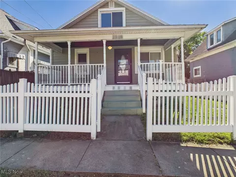 2316 Clement Ave, Parkersburg, WV 26101
