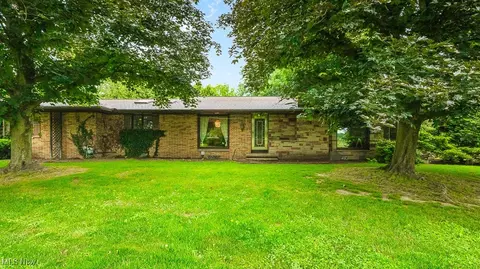 3999 Stimson Rd, Norton, OH 44203