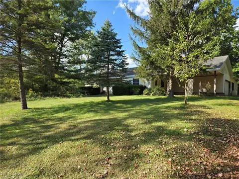 9459 Chatham Rd, Spencer, OH 44275