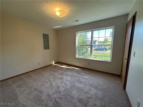 2207 Anthony Ave, Ashtabula, OH 44004 photo 12