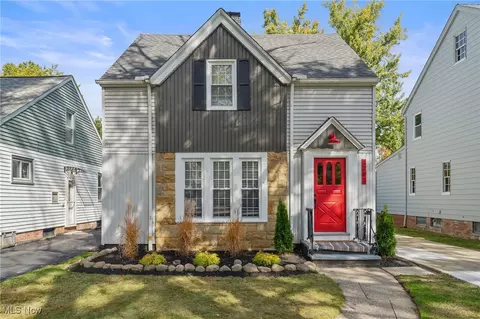 3793 Northwood Rd, University Heights, OH 44118