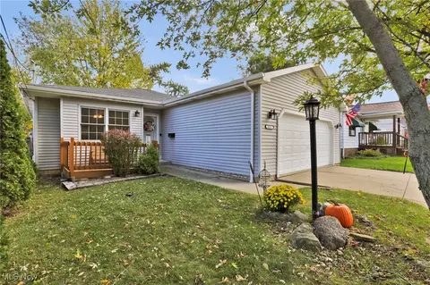 6321 W 130th St, Parma Heights, OH 44130