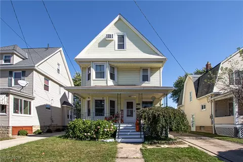1547 Orchard Grove Ave, Lakewood, OH 44107