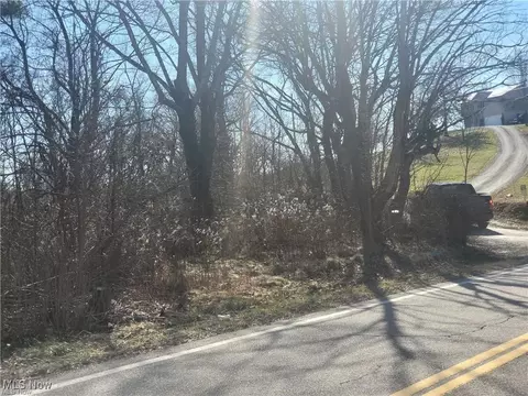 51737 Key Bellaire Rd, Bellaire, OH 43906