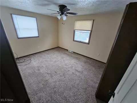 Bedroom - 620 Scioto Ave NW, Brewster, OH 44613 photo 2 of 4