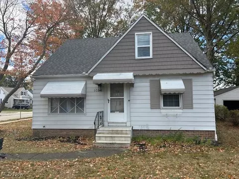 1020 Lloyd Rd, Wickliffe, OH 44092 photo 1