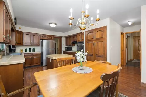 350 Colgate Ave, Elyria, OH 44035 photo 19