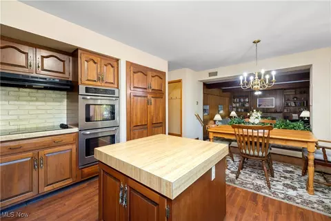 350 Colgate Ave, Elyria, OH 44035 photo 13