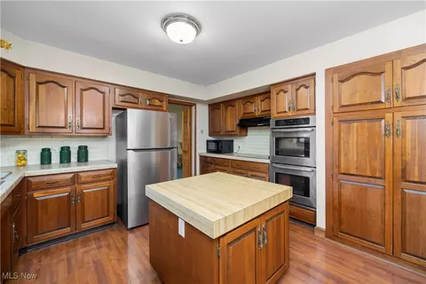350 Colgate Ave, Elyria, OH 44035 photo 14